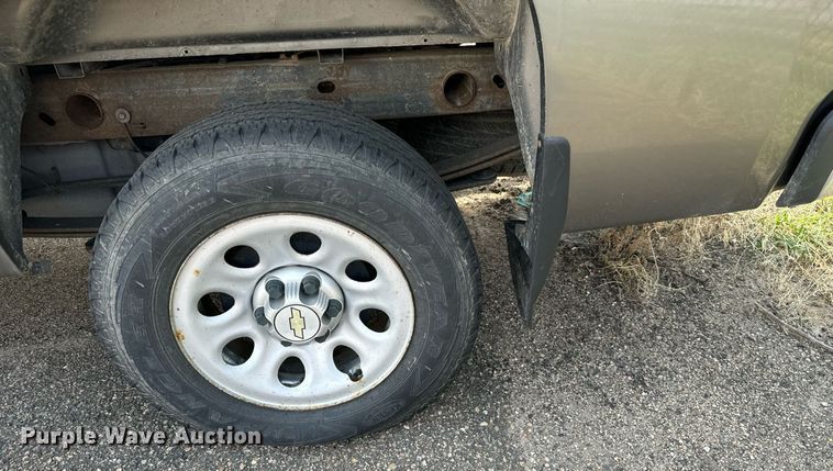 image for item DV2785 2012 Chevrolet Silverado 1500 pickup truck