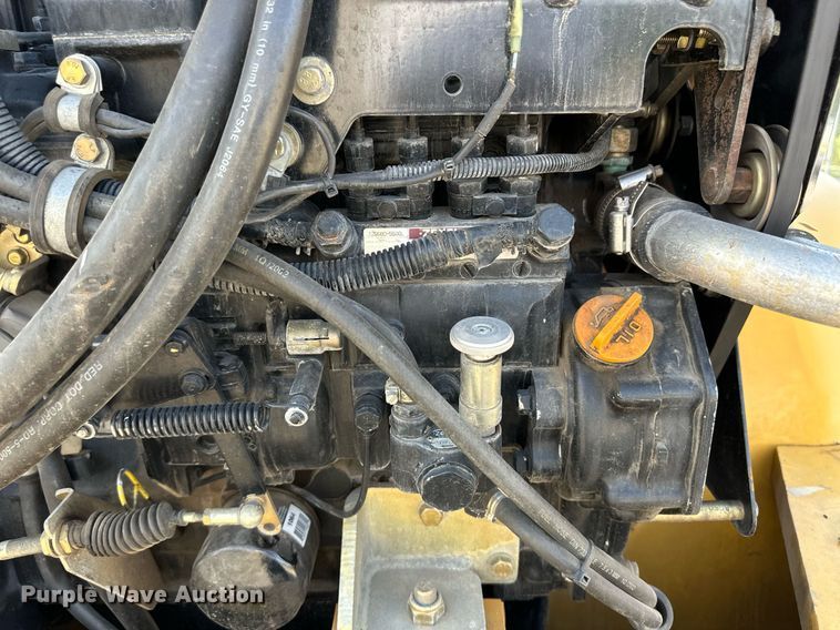 image for item DV2787 2003 John Deere 304H wheel loader