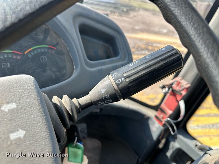 image for item DV2788 2004 Volvo L30B wheel loader