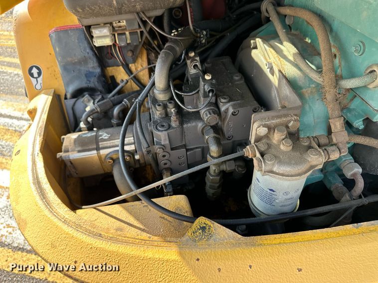 image for item DV2788 2004 Volvo L30B wheel loader