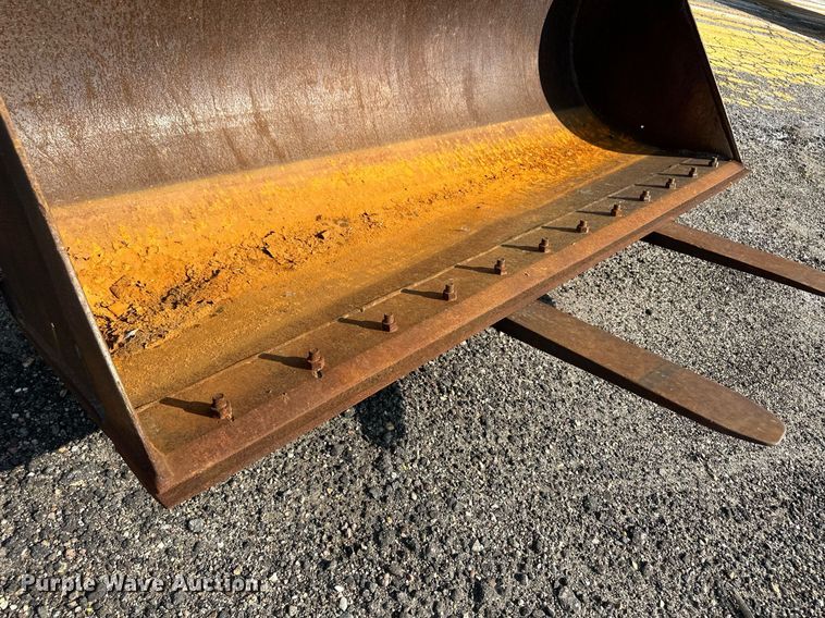 image for item DV2789 2004 Volvo L30B wheel loader