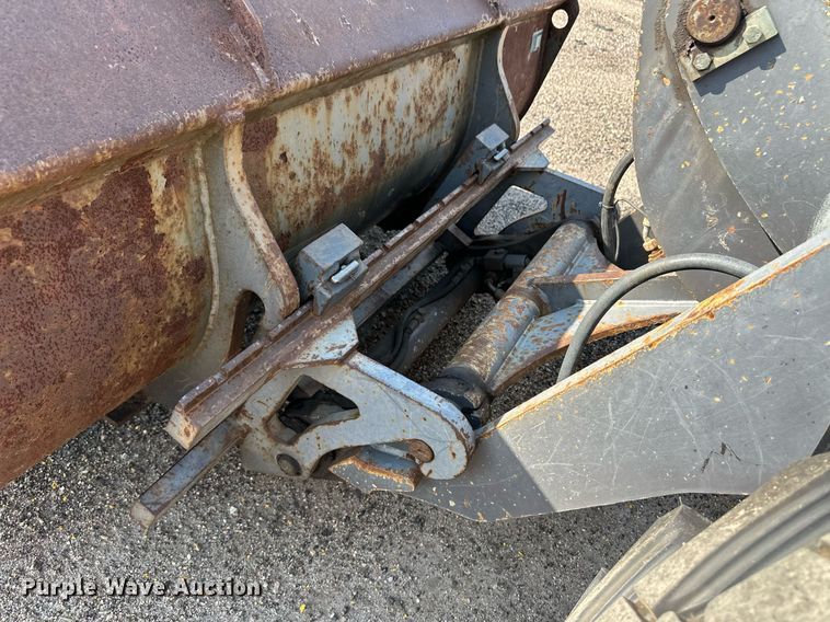 image for item DV2789 2004 Volvo L30B wheel loader