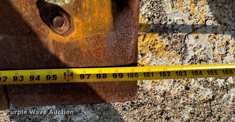 image for item DV2790 2005 John Deere 444J wheel loader