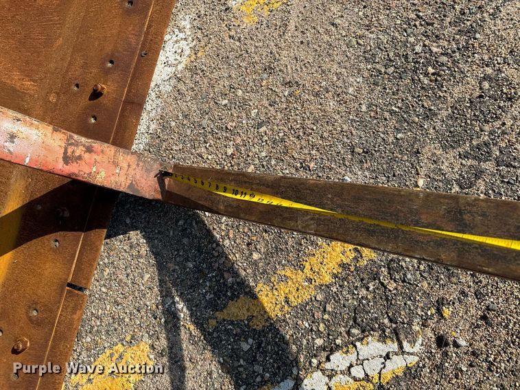 image for item DV2790 2005 John Deere 444J wheel loader