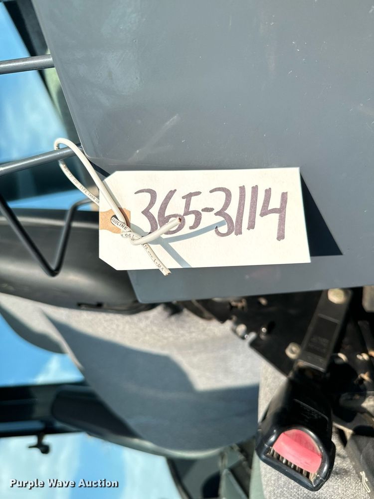 image for item DV2790 2005 John Deere 444J wheel loader