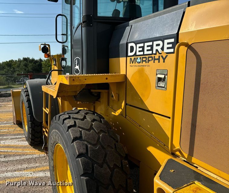 image for item DV2791 2006 John Deere 444J wheel loader