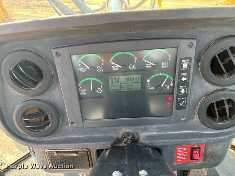 image for item DV2791 2006 John Deere 444J wheel loader