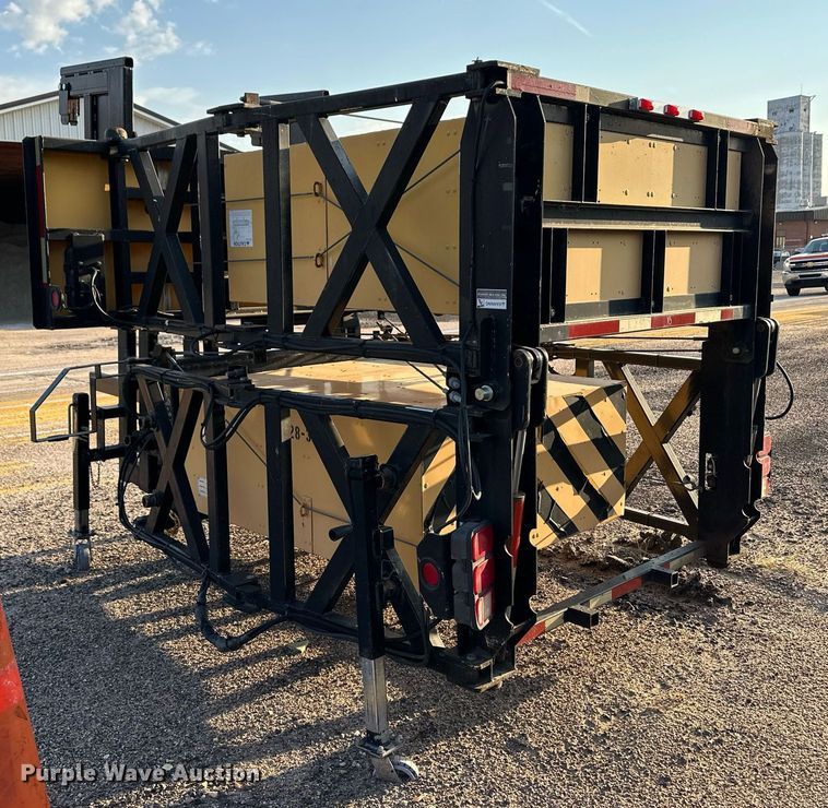 image for item DV2792 Energy Absorption Systems 180 crash attenuator