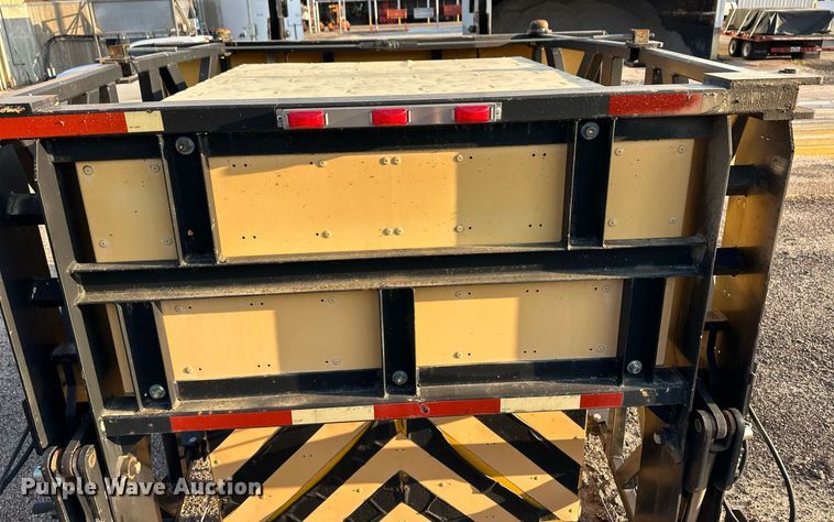 image for item DV2792 Energy Absorption Systems 180 crash attenuator