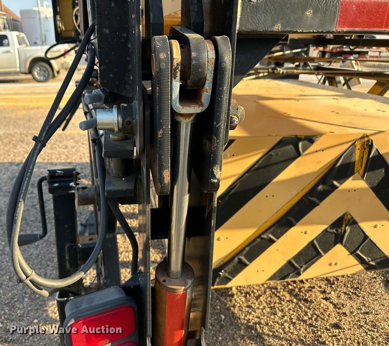 image for item DV2792 Energy Absorption Systems 180 crash attenuator