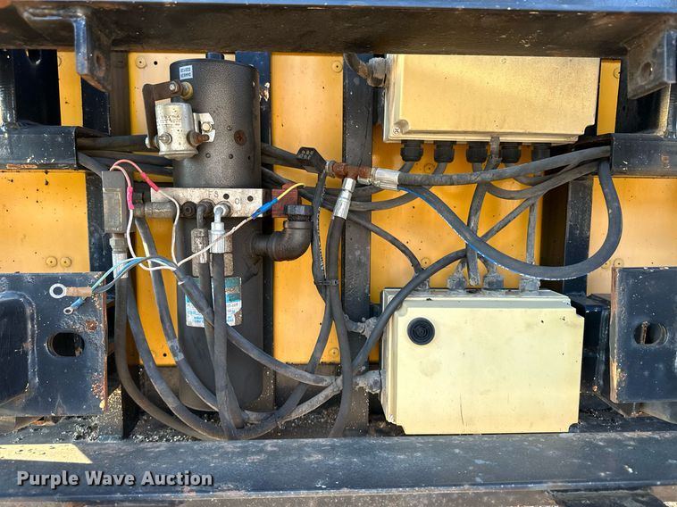 image for item DV2792 Energy Absorption Systems 180 crash attenuator