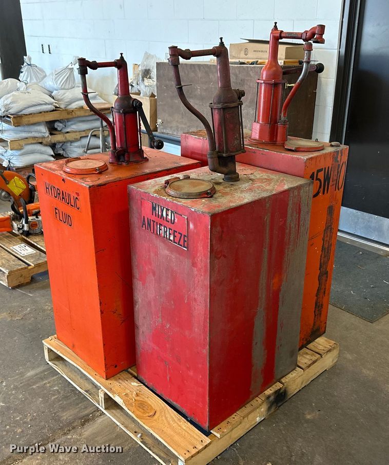 image for item DV2796 (3) tanks