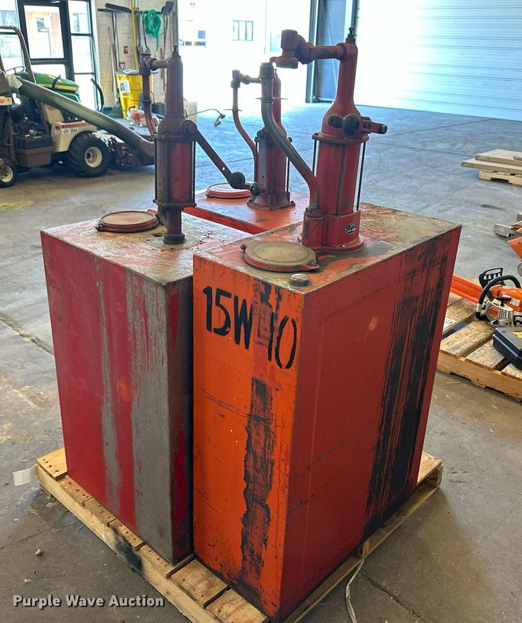 image for item DV2796 (3) tanks