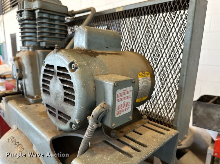 image for item DV2797 Curtis air compressor