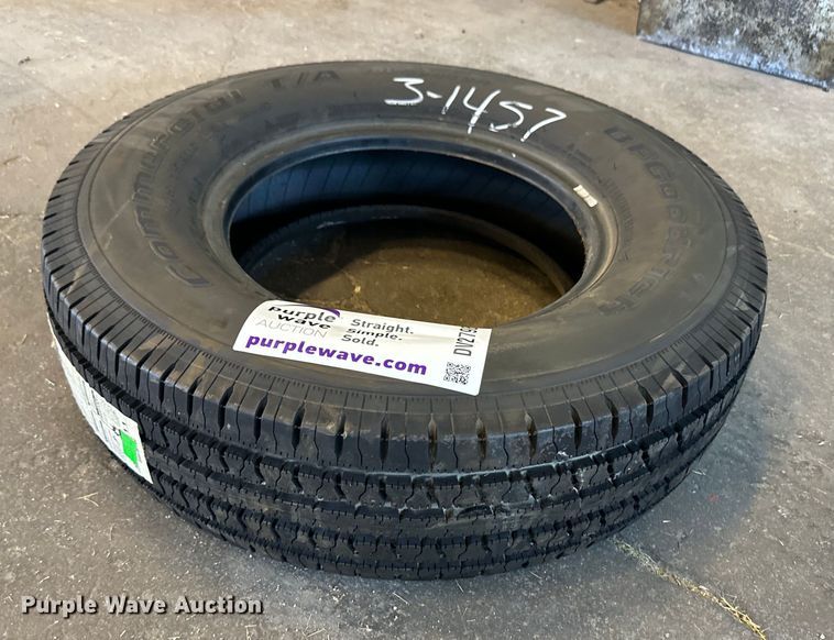 image for item DV2798 BF Goodrich 245/75R16 tire