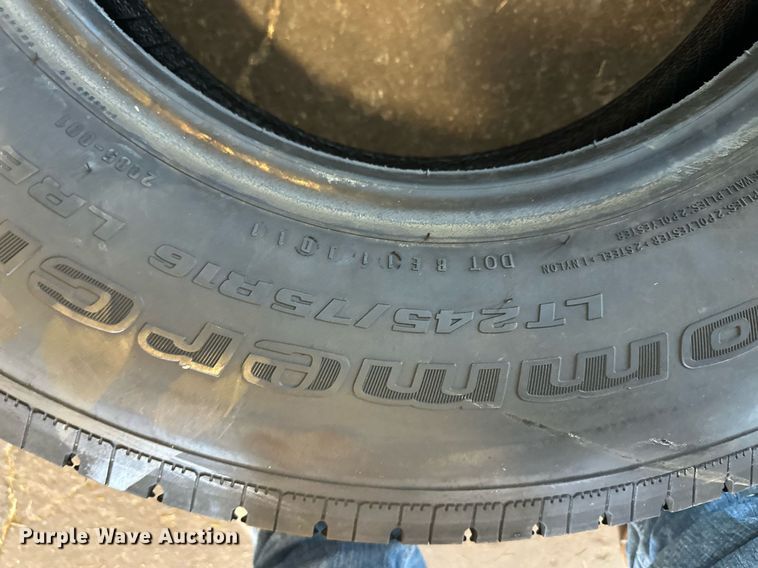 image for item DV2798 BF Goodrich 245/75R16 tire