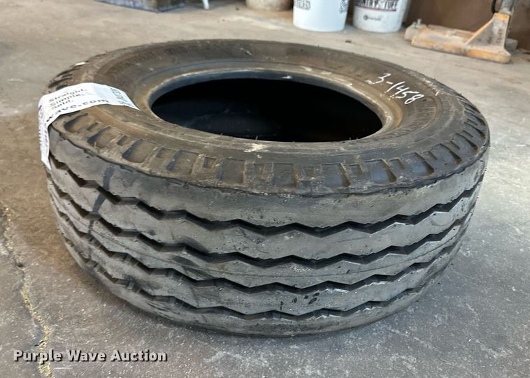 image for item DV2799 Harvest King 11L-16SL tire