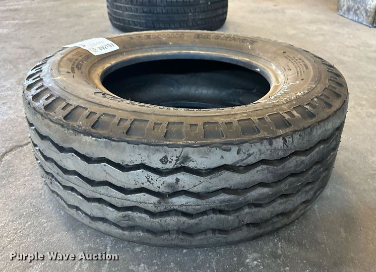 image for item DV2799 Harvest King 11L-16SL tire