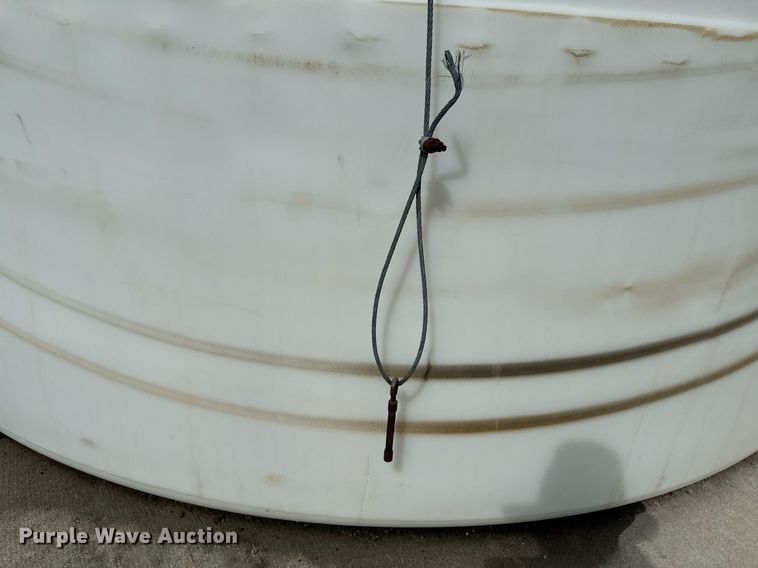 image for item DX1302 2003 Ace salt brine poly storage tank