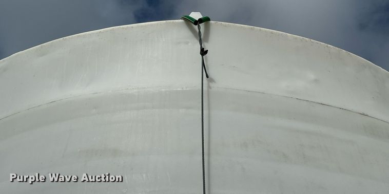 image for item DX1302 2003 Ace salt brine poly storage tank