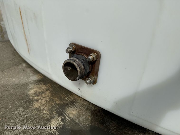 image for item DX1302 2003 Ace salt brine poly storage tank