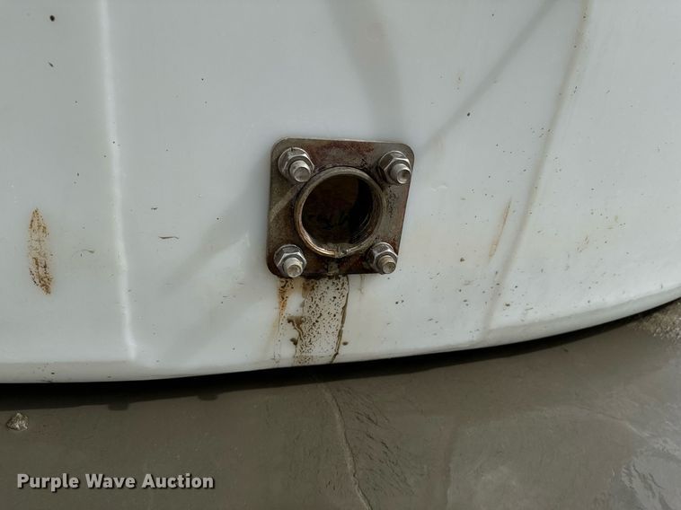 image for item DX1302 2003 Ace salt brine poly storage tank