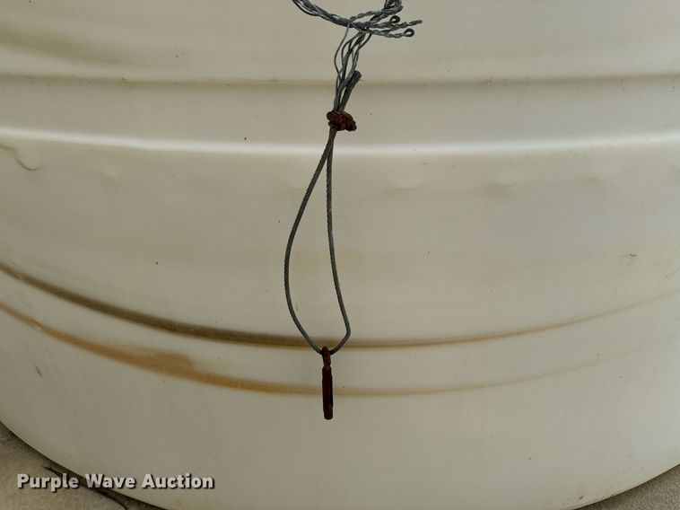 image for item DX1302 2003 Ace salt brine poly storage tank