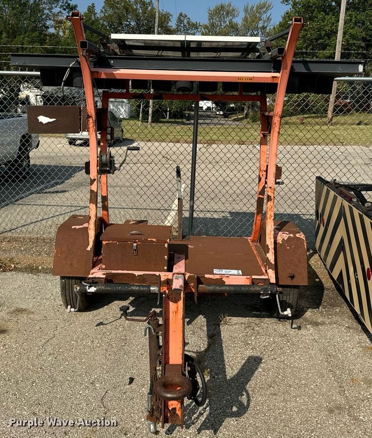 image for item EE7598 National Signal arrow board trailer