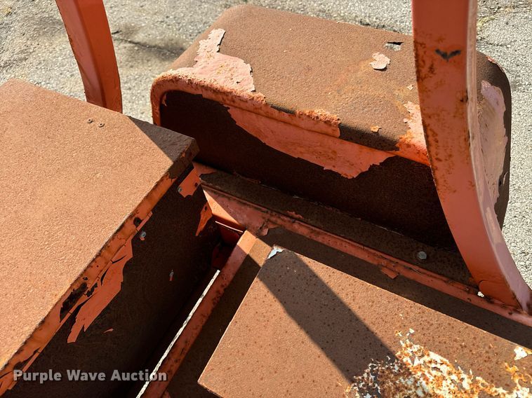 image for item EE7598 National Signal arrow board trailer