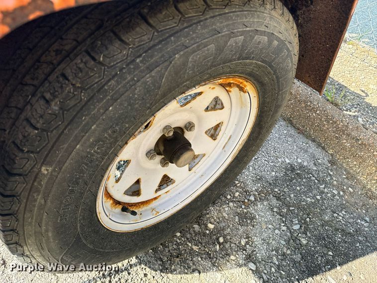 image for item EE7598 National Signal arrow board trailer