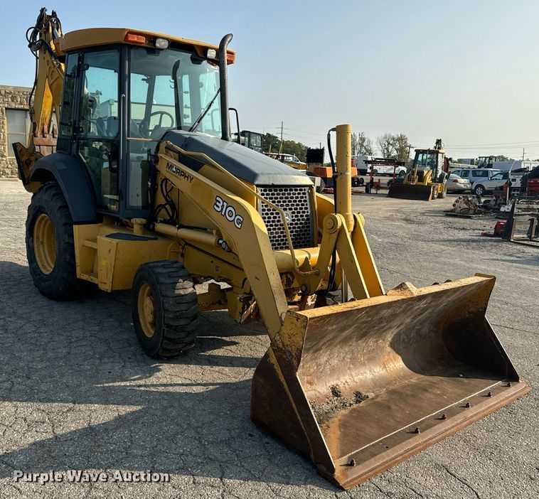 image for item EE7599 2005 John Deere 310G backhoe