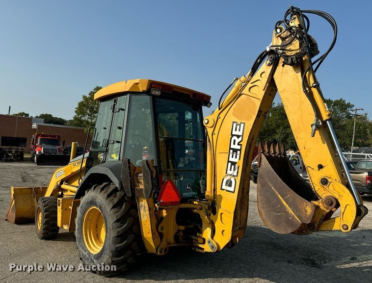 image for item EE7599 2005 John Deere 310G backhoe