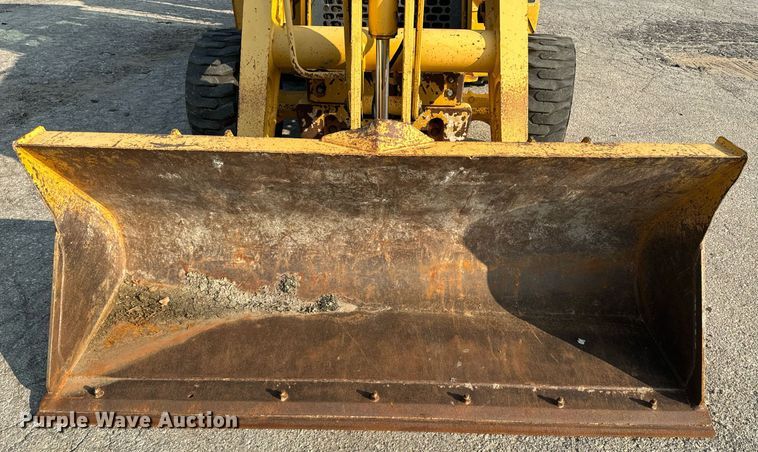 image for item EE7599 2005 John Deere 310G backhoe