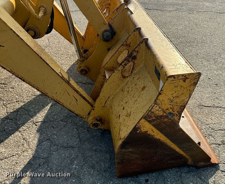 image for item EE7599 2005 John Deere 310G backhoe