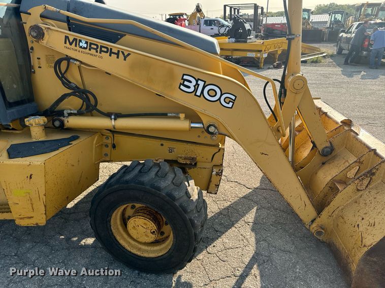 image for item EE7599 2005 John Deere 310G backhoe