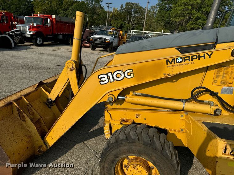 image for item EE7599 2005 John Deere 310G backhoe