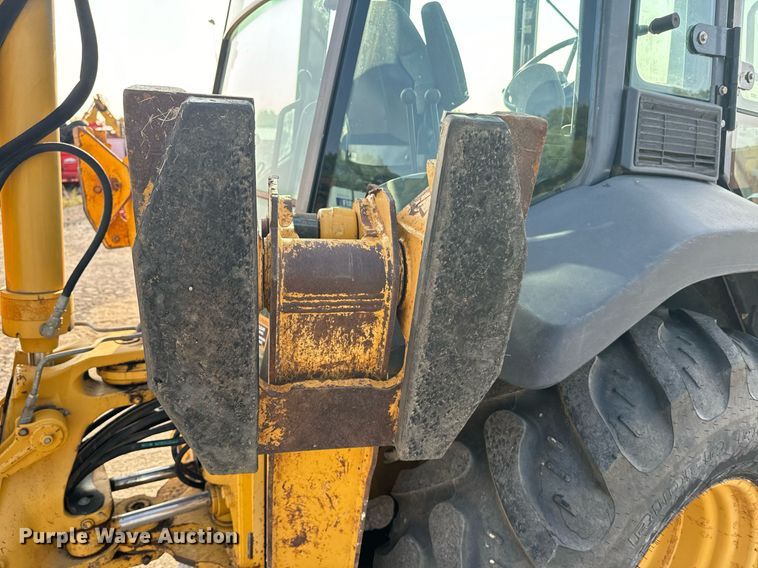 image for item EE7599 2005 John Deere 310G backhoe