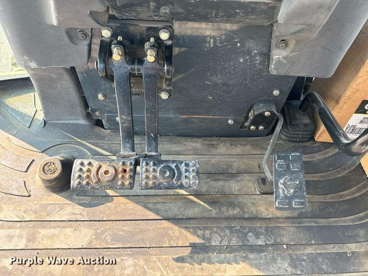 image for item EE7599 2005 John Deere 310G backhoe