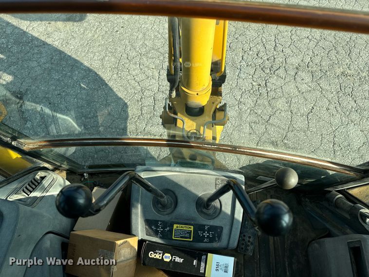 image for item EE7599 2005 John Deere 310G backhoe