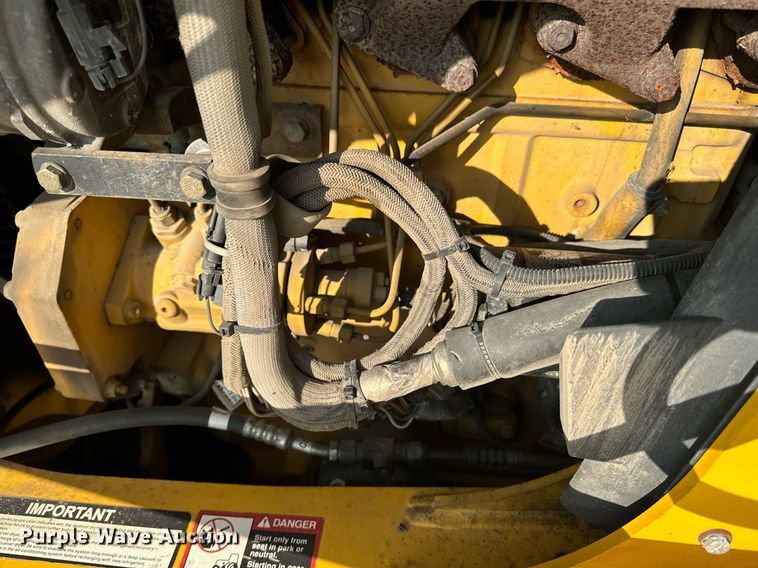 image for item EE7599 2005 John Deere 310G backhoe