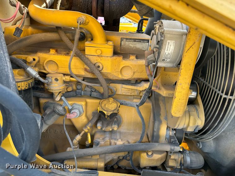 image for item EE7599 2005 John Deere 310G backhoe