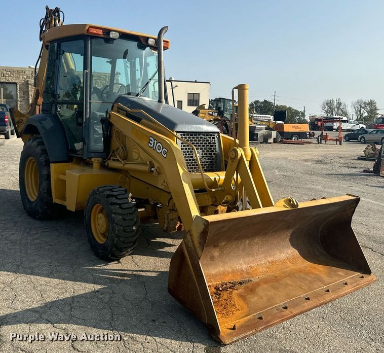 image for item EE7600 2005 John Deere 310G backhoe