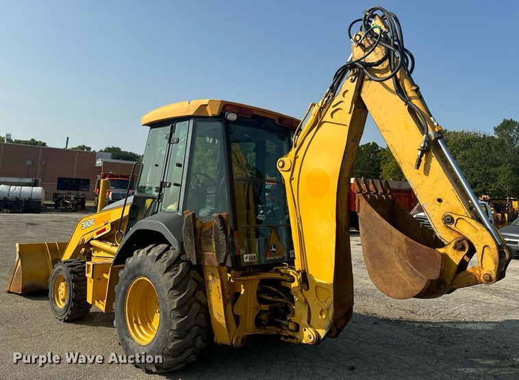 image for item EE7600 2005 John Deere 310G backhoe