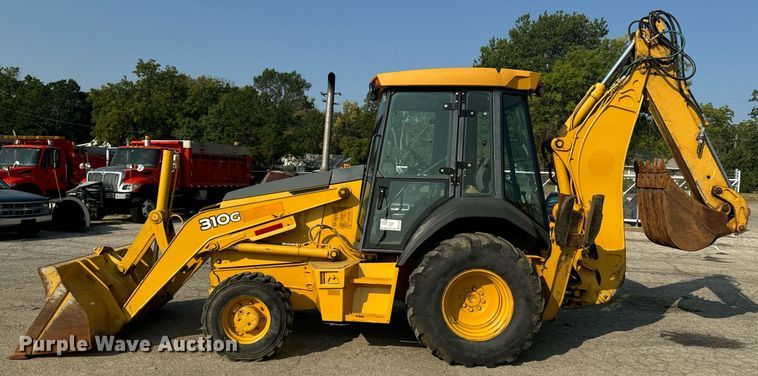 image for item EE7600 2005 John Deere 310G backhoe