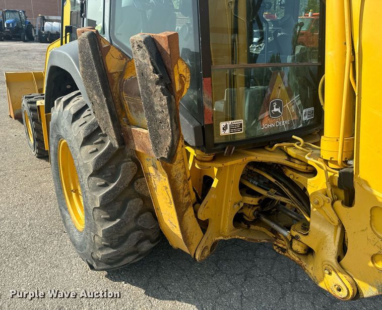 image for item EE7600 2005 John Deere 310G backhoe
