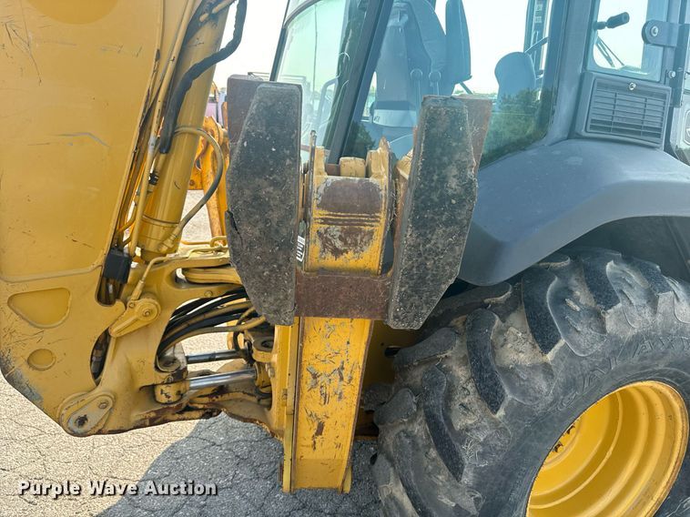 image for item EE7600 2005 John Deere 310G backhoe