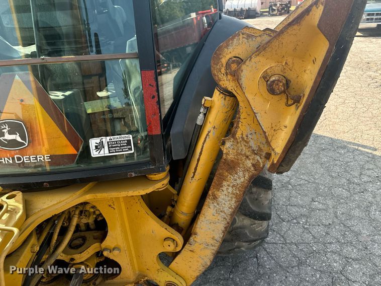 image for item EE7600 2005 John Deere 310G backhoe