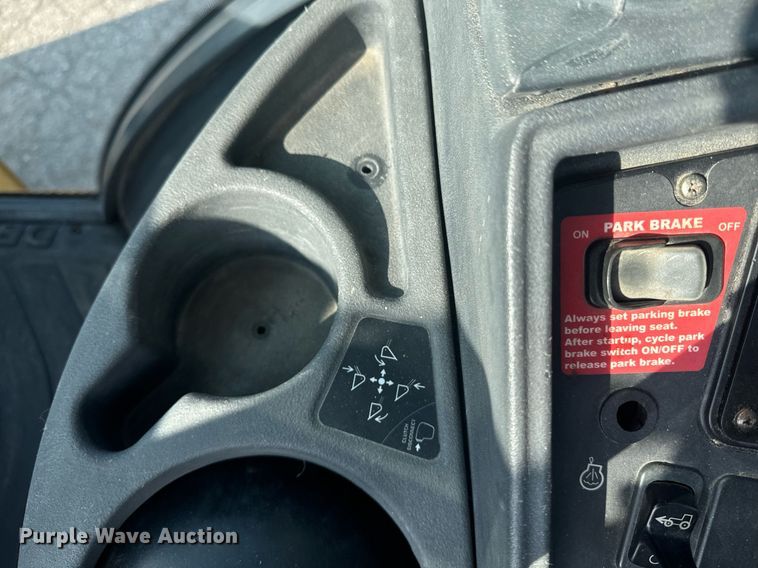 image for item EE7600 2005 John Deere 310G backhoe