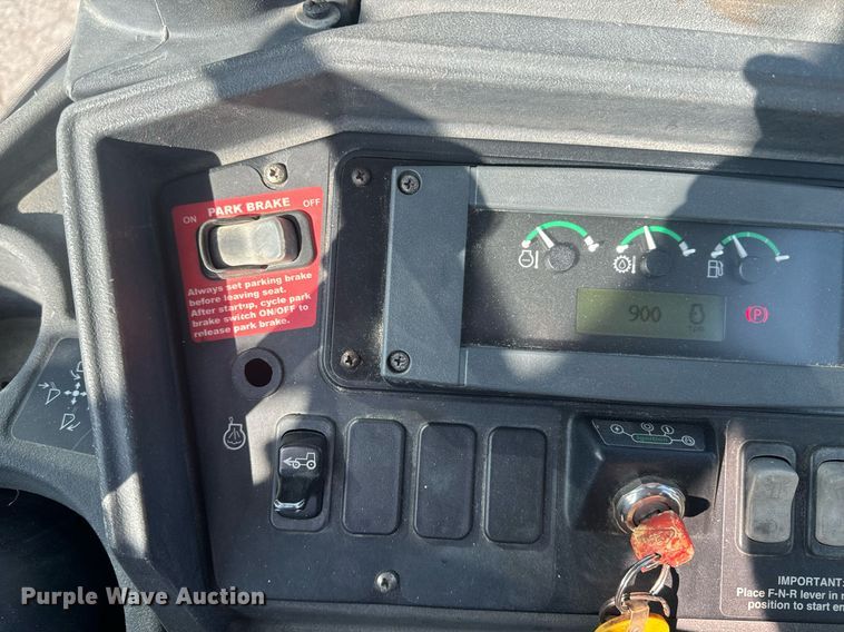 image for item EE7600 2005 John Deere 310G backhoe