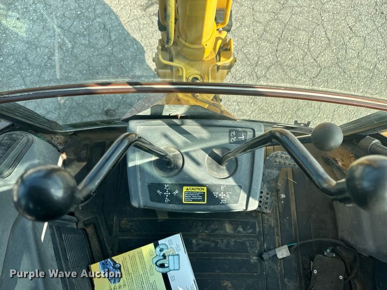 image for item EE7600 2005 John Deere 310G backhoe